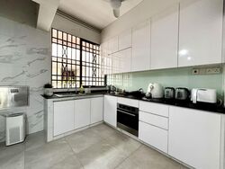Seletaris (D27), Condominium #556464441